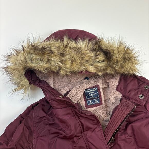 Abercrombie & Fitch Womens Maroon Red Fur Trim Hooded Lined Parka Jacket Size XS - Picture 3 of 12